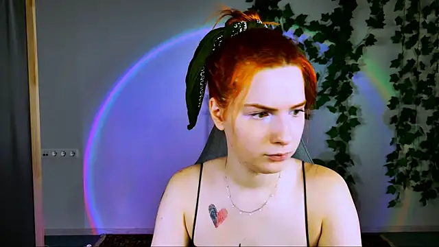 Snapshot of AliceCUNTach chatting on 06.24.26 AliceCUNTach online show from 06.24.26