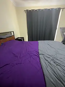 aussiepeaches online show from 10.14.25