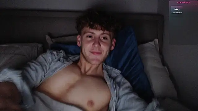 DominantAlex18 online show from 03.18.26