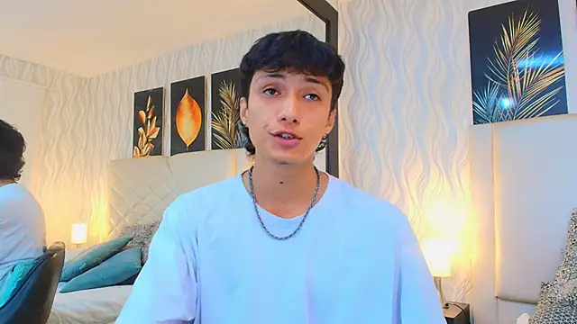 Lean Portman online show from 04.17.26