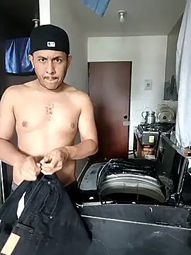 Snapshot of Misterjhons2 chatting on 10.03.25 Misterjhons2 online show from 10.03.25