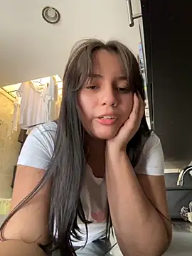 Snapshot of Angeldusttt chatting on 09.13.25 Angeldusttt online show from 09.13.25