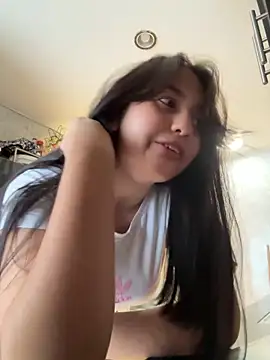 Snapshot of Angeldusttt chatting on 09.17.25 Angeldusttt online show from 09.17.25