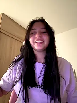 Snapshot of Angeldusttt chatting on 12.05.25 Angeldusttt online show from 12.05.25