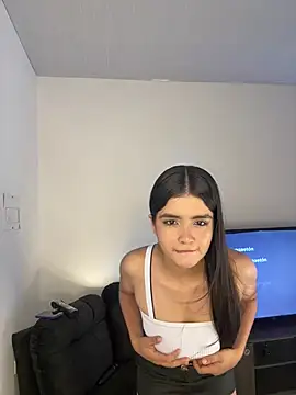 Ashley and Zoe online show from 07.12.26