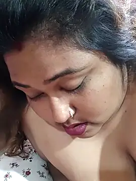 Snapshot of hotbhabhi011 chatting on 03.05.26 hotbhabhi011 online show from 03.05.26