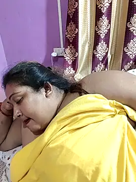 Snapshot of hotbhabhi011 chatting on 03.31.26 hotbhabhi011 online show from 03.31.26