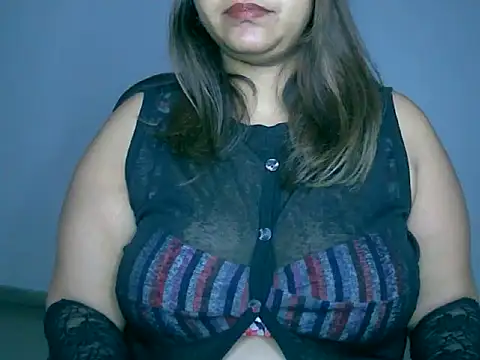 Snapshot of mrymlove chatting on 10.09.25 mrymlove online show from 10.09.25