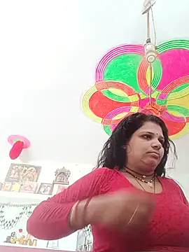Snapshot of Rani_sahiba chatting on 06.05.26 Rani sahiba online show from 06.05.26