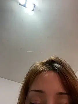 Snapshot of tunenahott chatting on 06.27.26 tunenahott online show from 06.27.26