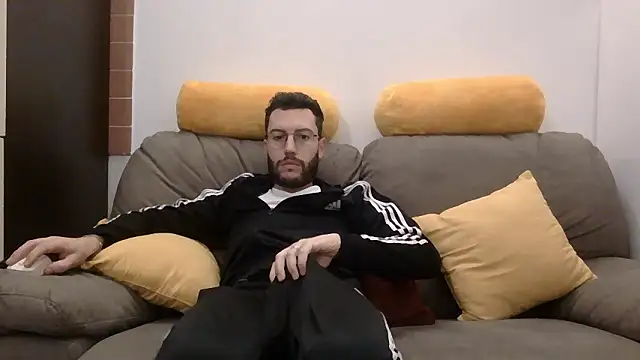 Amicisegreti online show from 01.10.26