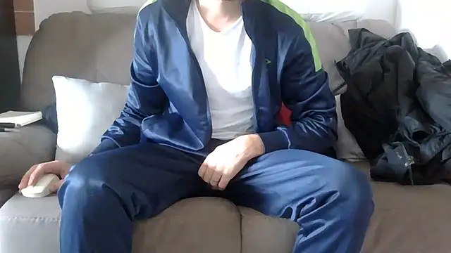 Amicisegreti online show from 01.15.26