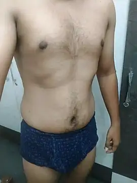 Snapshot of mommylover5 chatting on 11.30.25 mommylover5 online show from 11.30.25