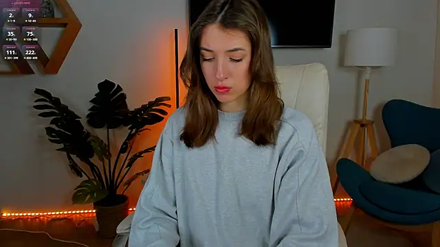 SweetVikki online show from 02.10.26