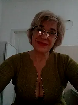 52MiaLove02 online show from 11.27.25