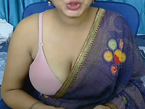 Snapshot of priya-kumari22 chatting on 09.21.25 priya-kumari22 online show from 09.21.25