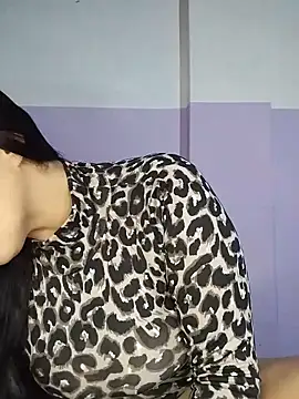Snapshot of kariciasecreta chatting on 05.20.26 kariciasecreta online show from 05.20.26