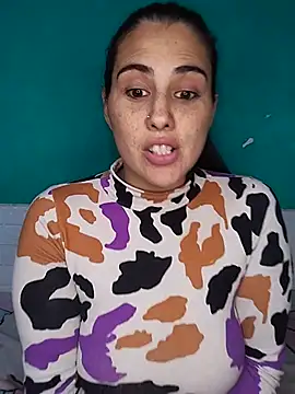 Snapshot of kariciasecreta chatting on 05.24.26 kariciasecreta online show from 05.24.26