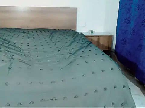 Pamelaebonyyyx online show from 04.27.26