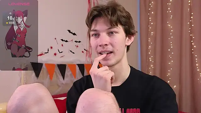  Den1s  online show from 10.29.25