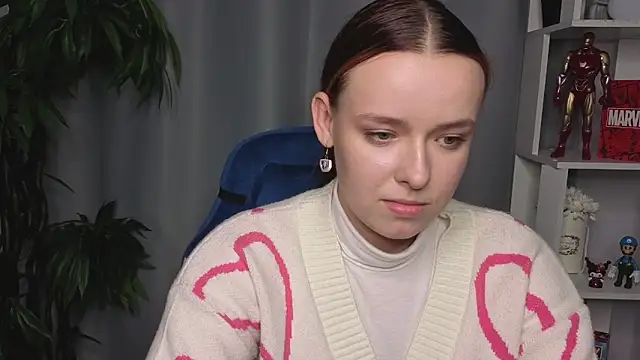 Snapshot of DorothyBurke chatting on 10.17.25 DorothyBurke online show from 10.17.25