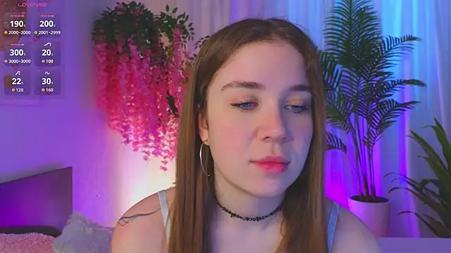 Snapshot of KarenGibbs chatting on 04.12.26 KarenGibbs online show from 04.12.26