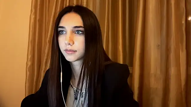 LinaMour online show from 09.20.25