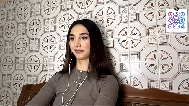 LinaMour online show from 11.26.25