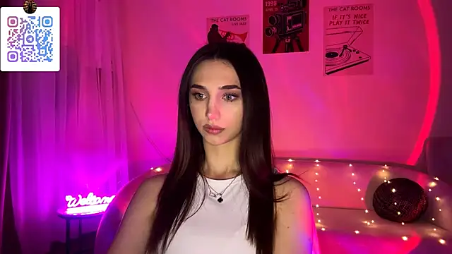 LinaMour online show from 03.13.26