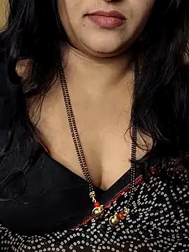 Snapshot of Angel0731 chatting on 12.23.25 Angel0731 online show from 12.23.25