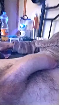 Snapshot of viktor30sm chatting on 10.26.25 viktor30sm online show from 10.26.25