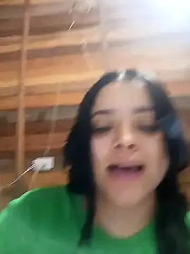 Snapshot of Juanita2215 chatting on 09.11.25 Juanita2215 online show from 09.11.25