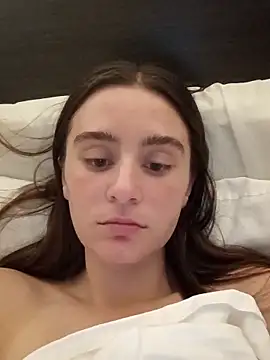 freakylittlebitch69 online show from 09.16.25