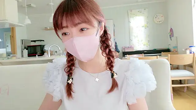 Snapshot of SUZU_1201 chatting on 07.20.26 SUZU 1201 online show from 07.20.26