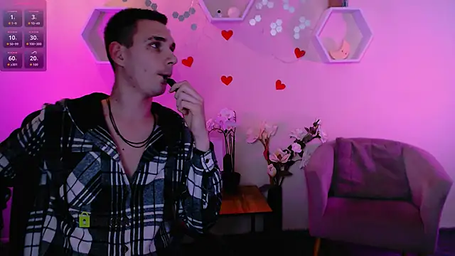 Snapshot of renata_sweety chatting on 10.11.25 renata sweety online show from 10.11.25