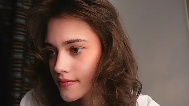 ttragedienne online show from 11.10.25