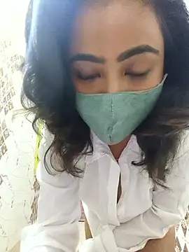 yours sugar babe online show from 10.25.25