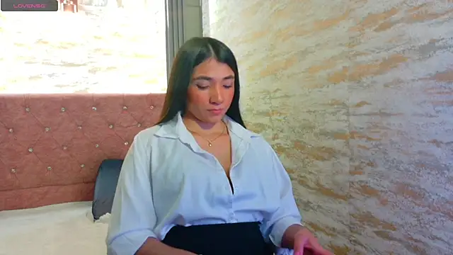 Aurora jones11 online show from 09.25.25