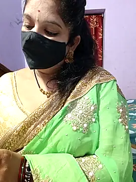 luci-queen online show from 09.10.25