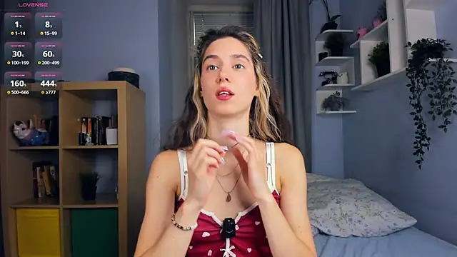 Snapshot of AntonettaTarring chatting on 10.21.25 AntonettaTarring online show from 10.21.25