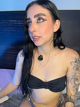 Snapshot of sharlot24 chatting on 05.26.26 sharlot24 online show from 05.26.26