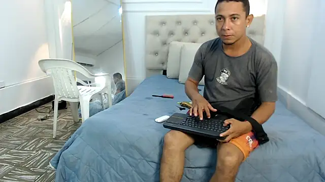 charlotte dante212 online show from 12.03.25