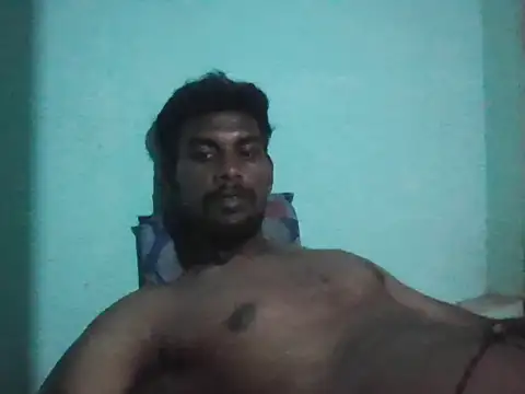 Snapshot of Tamilgud23 chatting on 10.05.25 Tamilgud23 online show from 10.05.25
