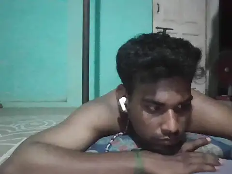 Snapshot of Tamilgud23 chatting on 07.11.26 Tamilgud23 online show from 07.11.26
