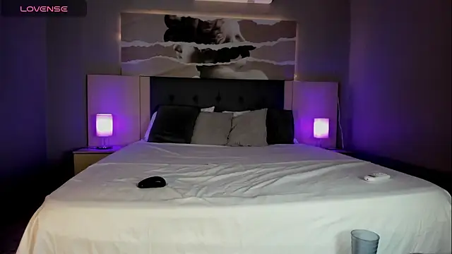 Snapshot of Isabella_glam chatting on 10.08.25 Isabella glam online show from 10.08.25