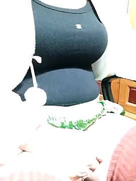 Snapshot of Tasu774 chatting on 11.21.25 Tasu774 online show from 11.21.25