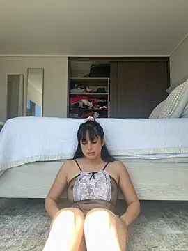 Snapshot of lorenamackenzie69 chatting on 10.01.25 lorenamackenzie69 online show from 10.01.25