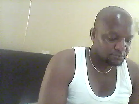Snapshot of DapplingGesture chatting on 06.08.26 DapplingGesture online show from 06.08.26