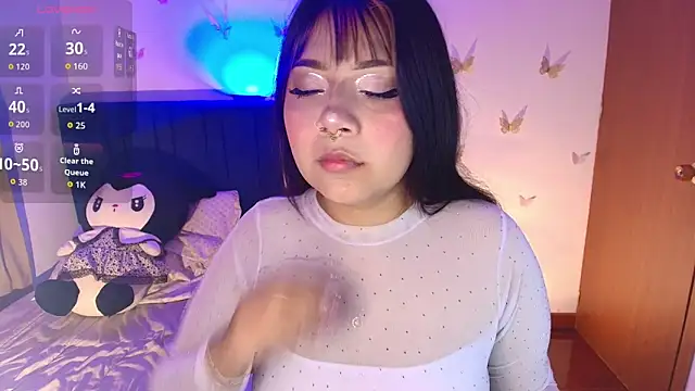 Snapshot of annie-russel chatting on 12.19.25 annie-russel online show from 12.19.25