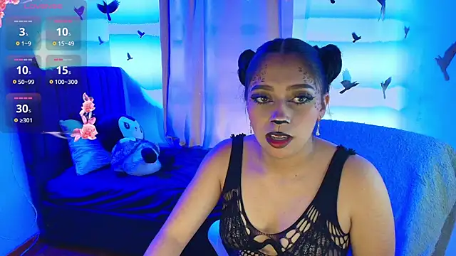 Snapshot of luna-cute chatting on 10.07.25 luna-cute online show from 10.07.25